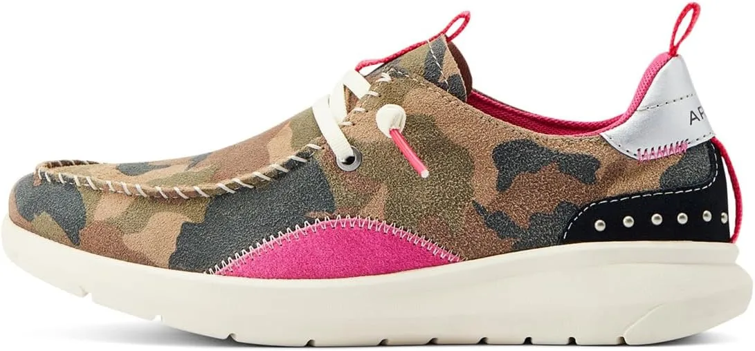 ARIAT Women's Studs Camo Hilo Casual