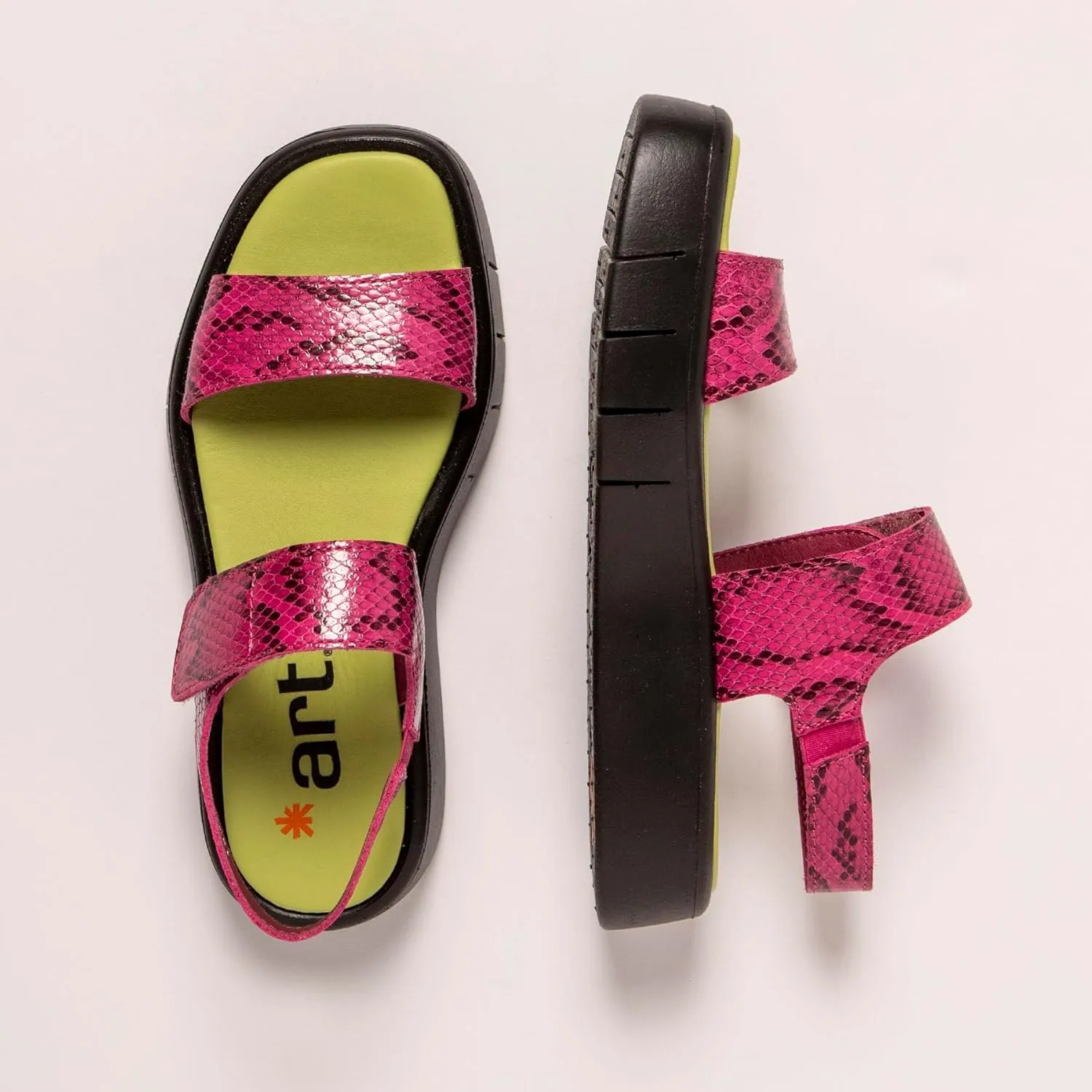 ART Women's Classic Flat Sandal