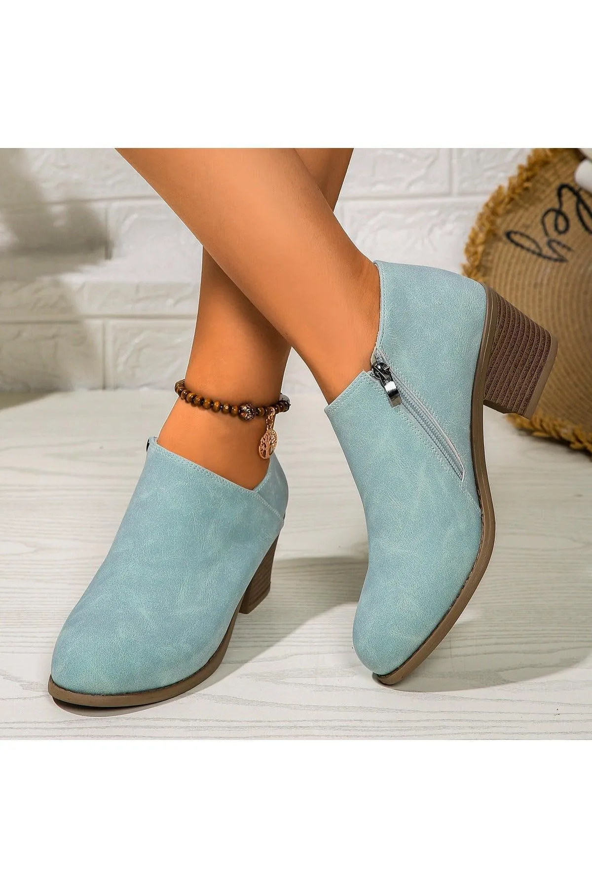 Chunky Heel Round Toe Ankle Boots