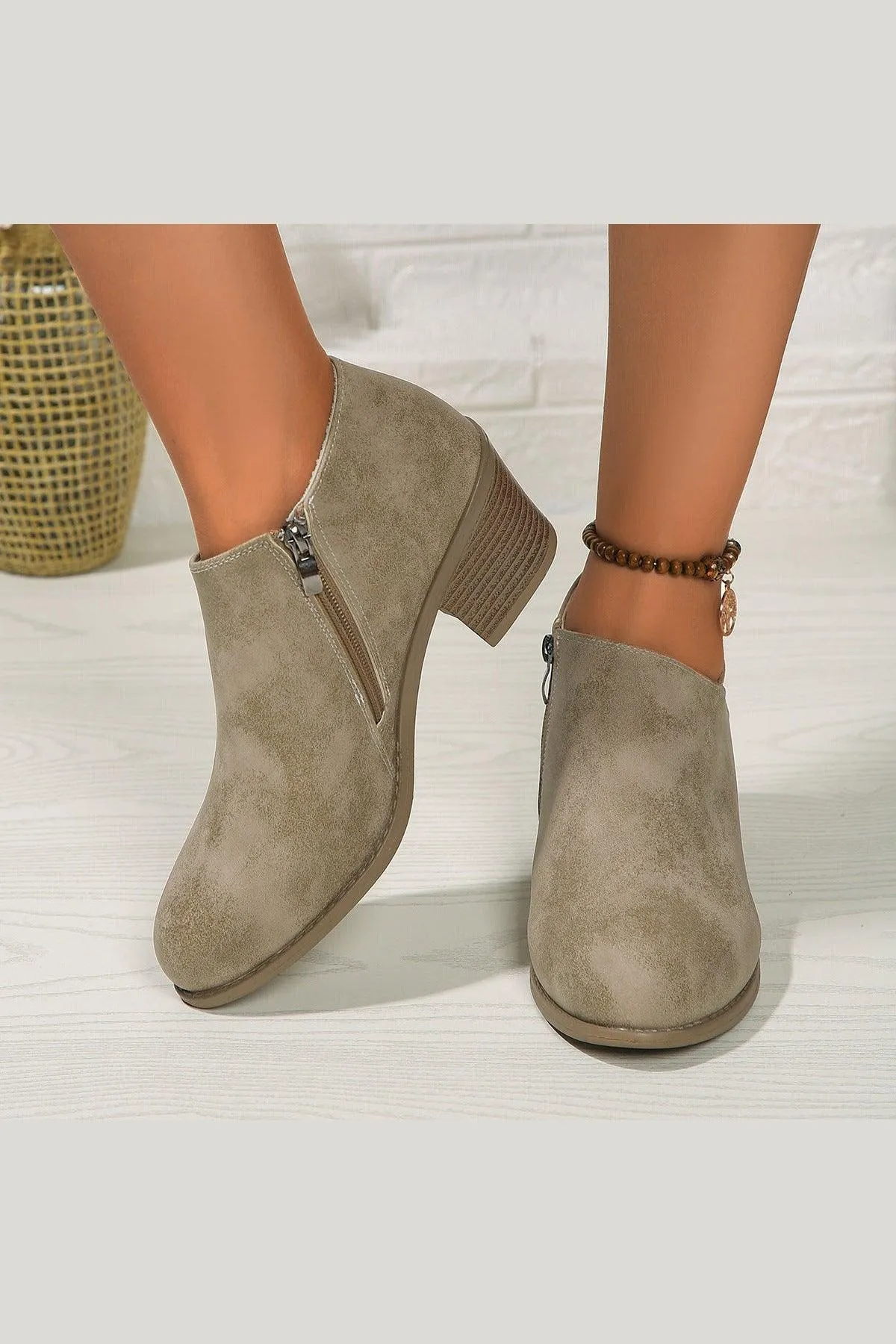 Chunky Heel Round Toe Ankle Boots