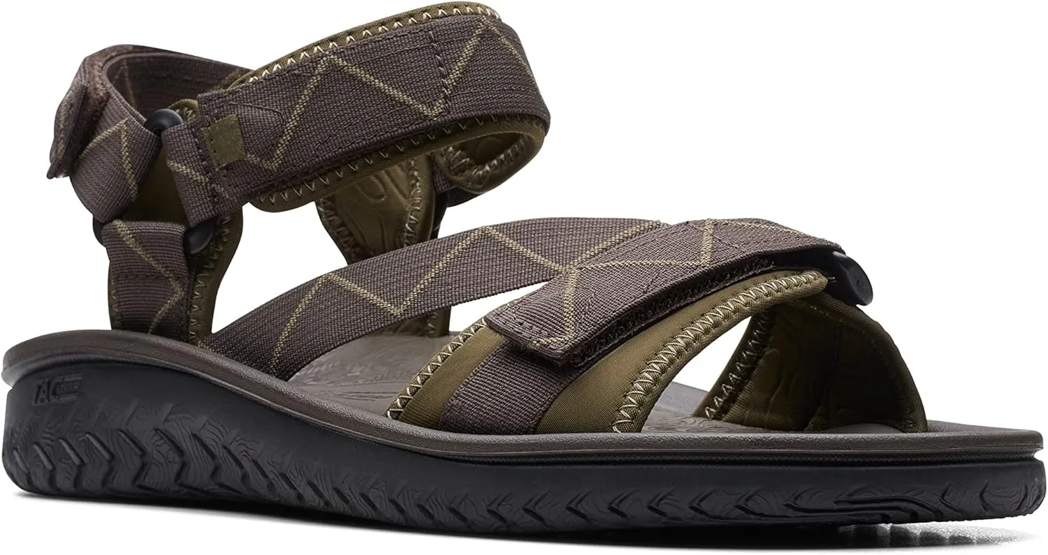 Clarks Men's Wesley Trail Flat Sandal