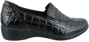 Clarks Women's, Gael Feline Slip on Shoe Black Croco Print 6 M