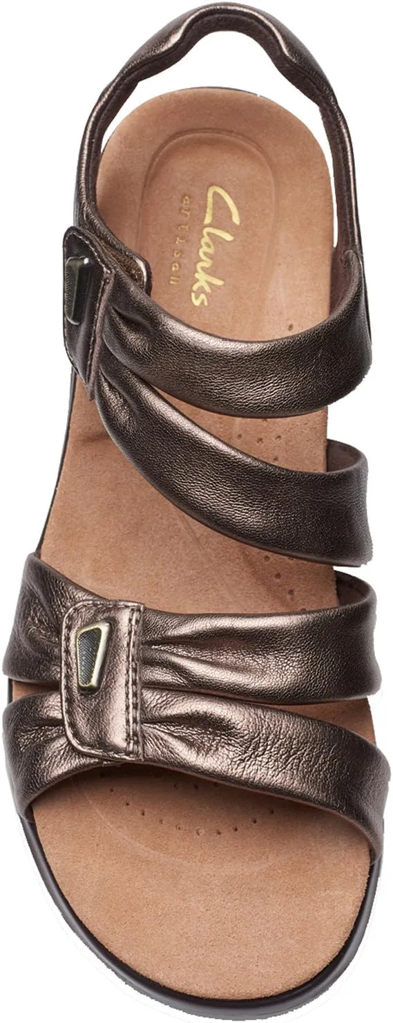 Clarks Women's Kitly Ave Flat Sandal