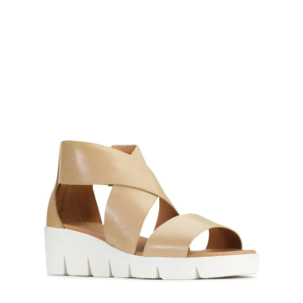 EOS Basis Tan Leather Sandal