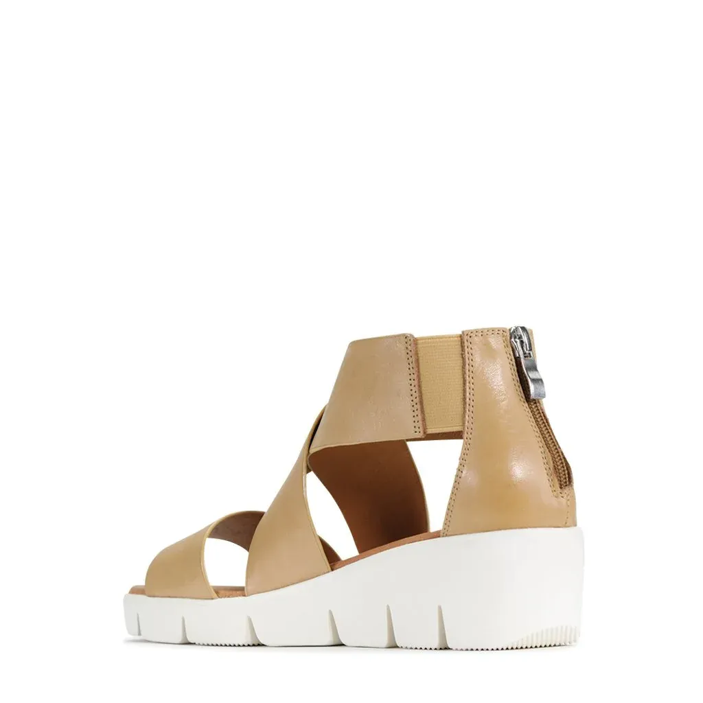 EOS Basis Tan Leather Sandal