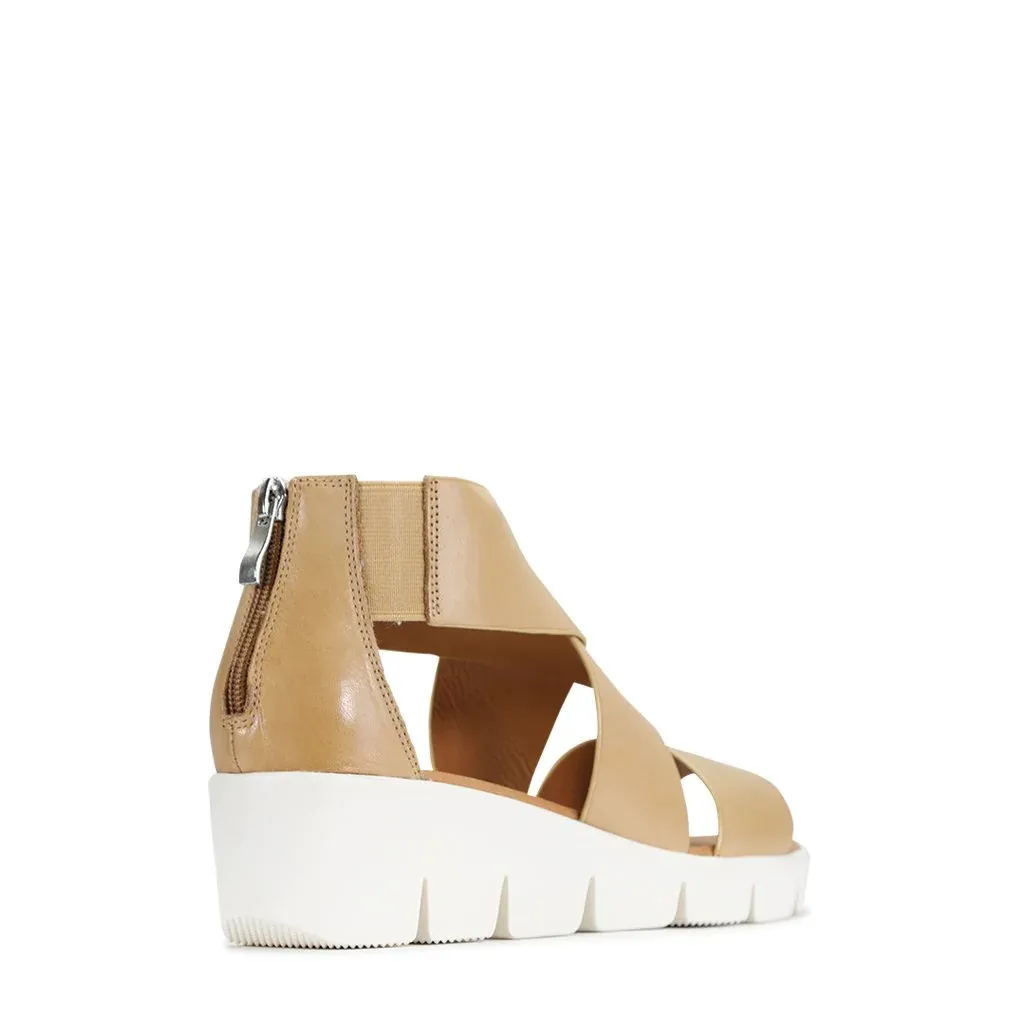 EOS Basis Tan Leather Sandal