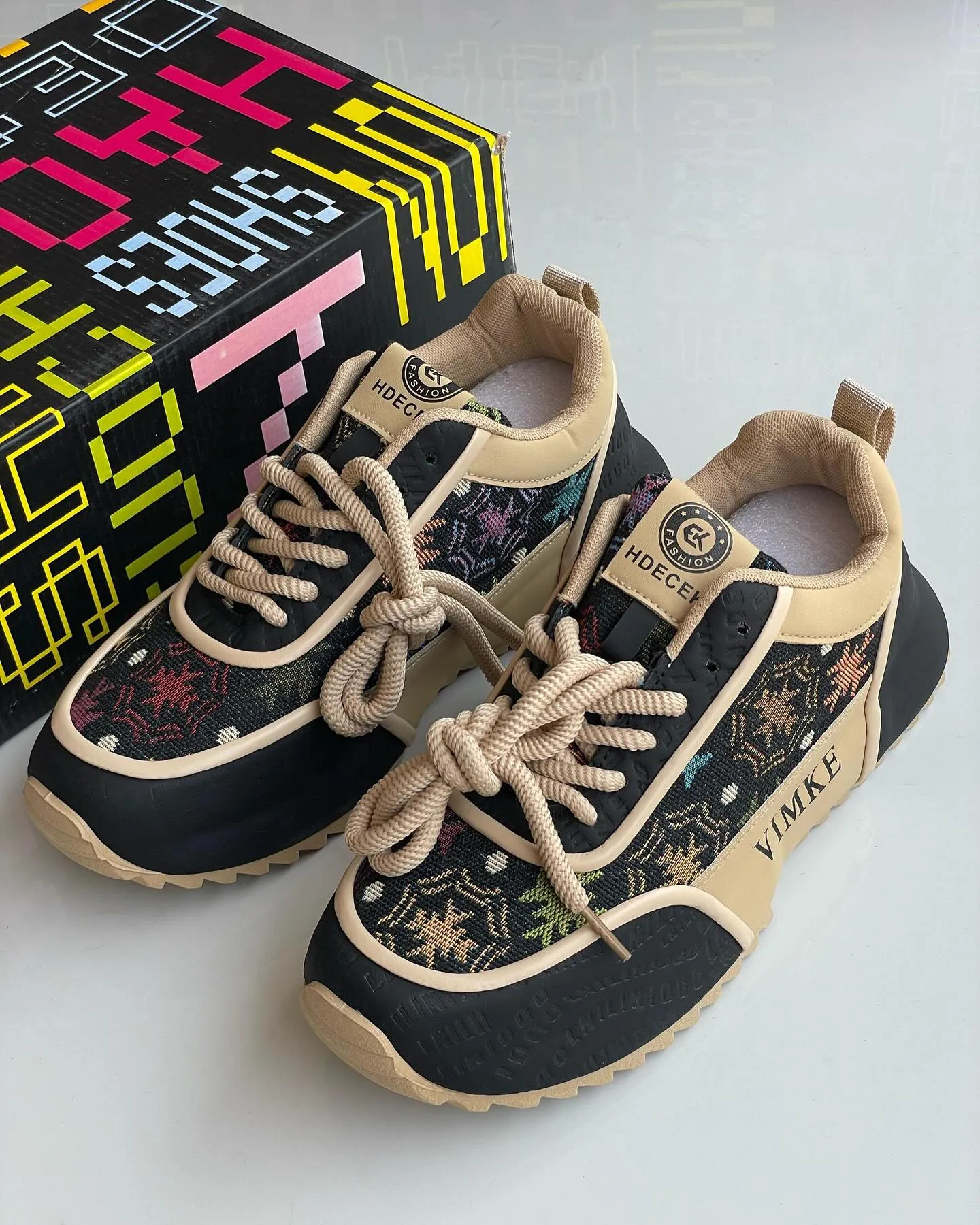 Fashionable, Lightweight, Comfortable Niche Brand Men's Breathable Thick Sole Chunky Sneakers, Casual Elevator Sneakers
