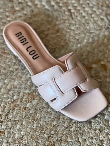 Holly Flat - Nude