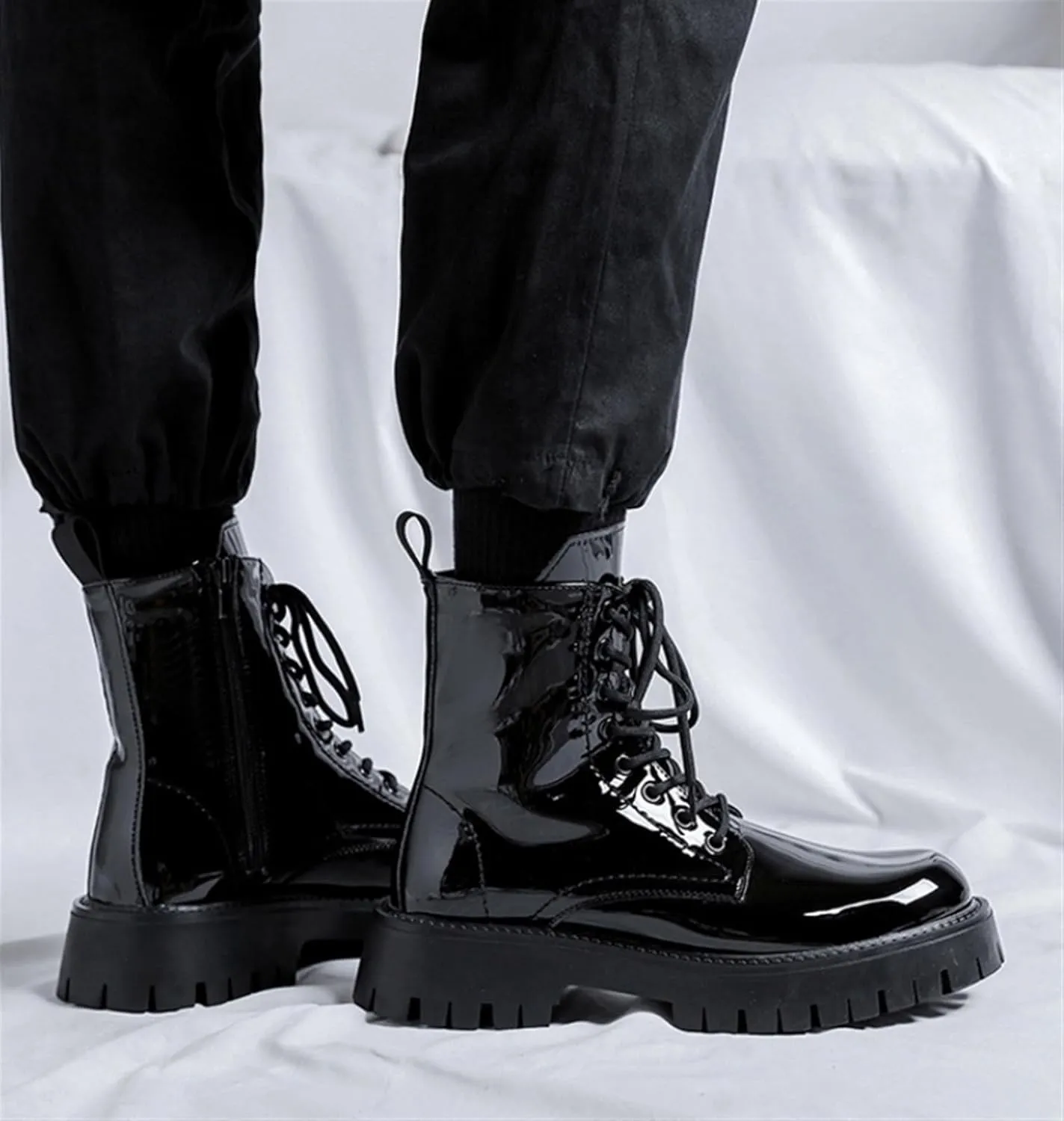 Men's Chukka Boots Fashion Black Patent Leather Platform Lug Sole Ankle Boots Lace Up Combat Boots Dress Boots For Men