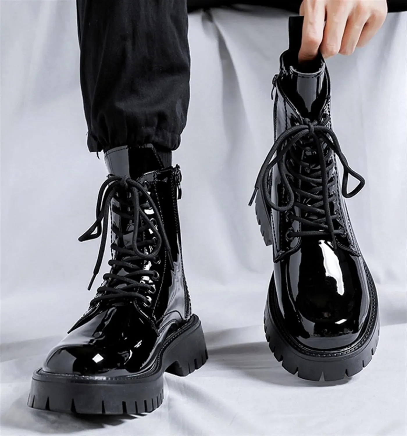 Men's Chukka Boots Fashion Black Patent Leather Platform Lug Sole Ankle Boots Lace Up Combat Boots Dress Boots For Men