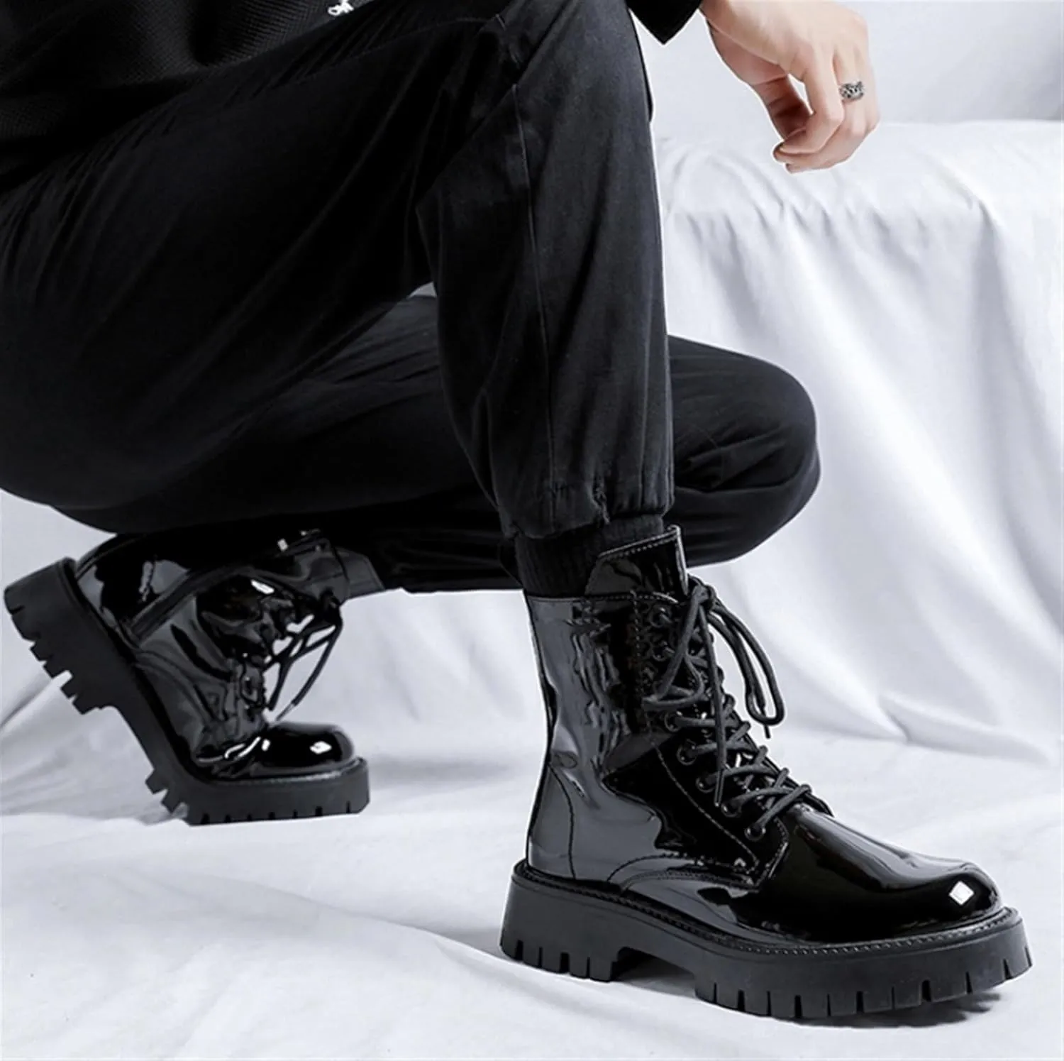 Men's Chukka Boots Fashion Black Patent Leather Platform Lug Sole Ankle Boots Lace Up Combat Boots Dress Boots For Men