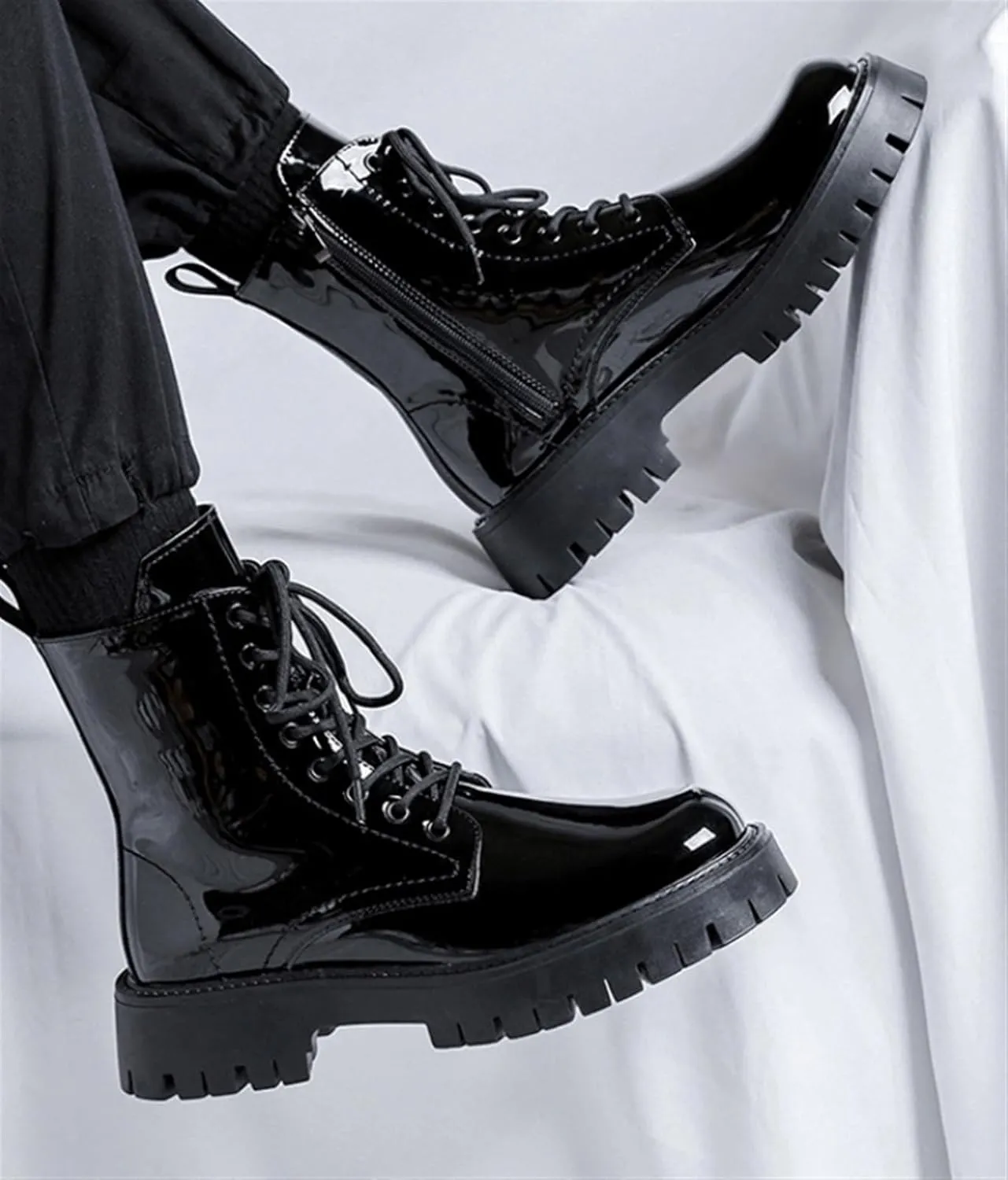 Men's Chukka Boots Fashion Black Patent Leather Platform Lug Sole Ankle Boots Lace Up Combat Boots Dress Boots For Men