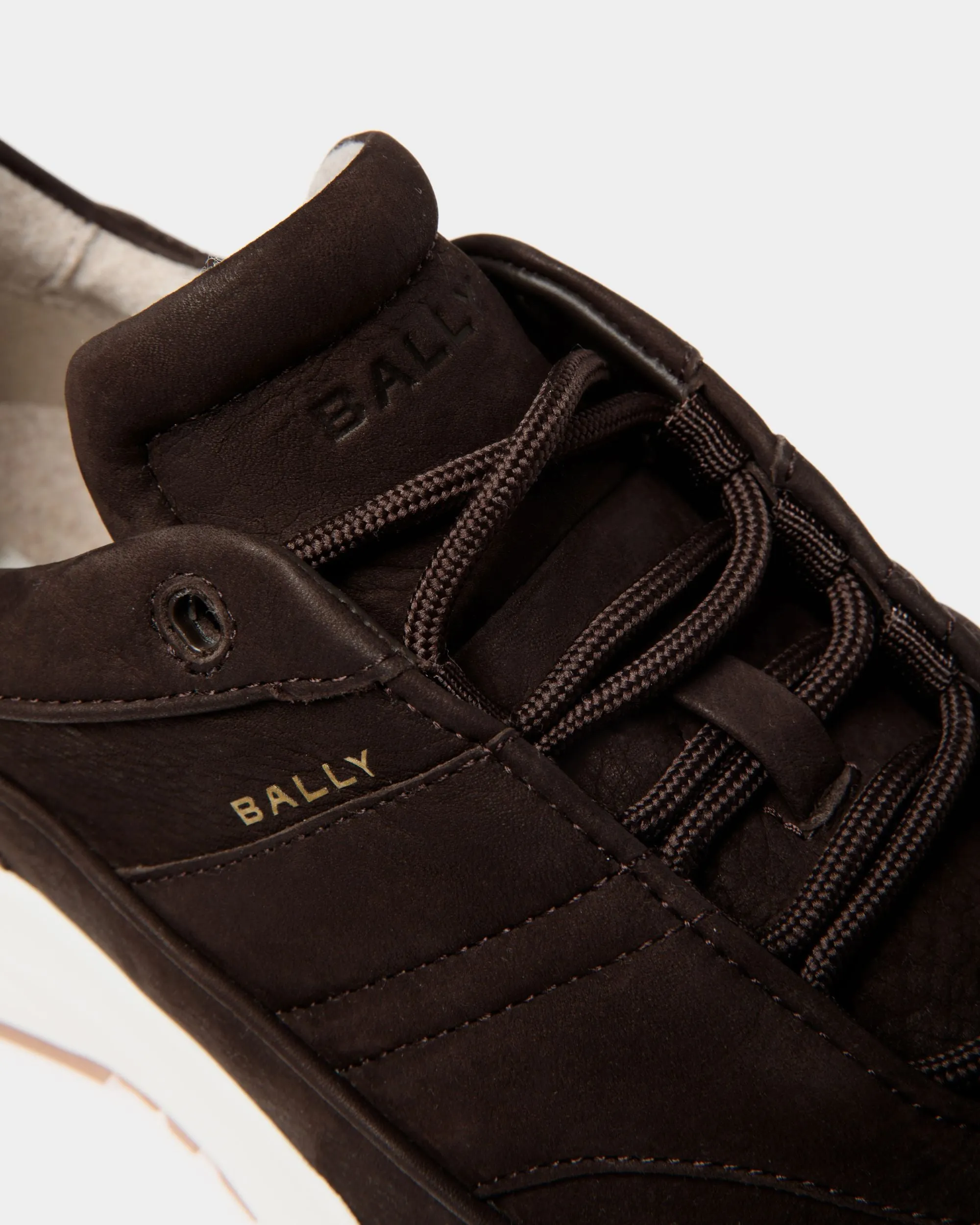Outline Sneaker in Ebano Nubuck