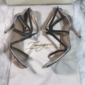 Petara Strappy Sandal IMAGINE BY VINCE CAMUTO 7M