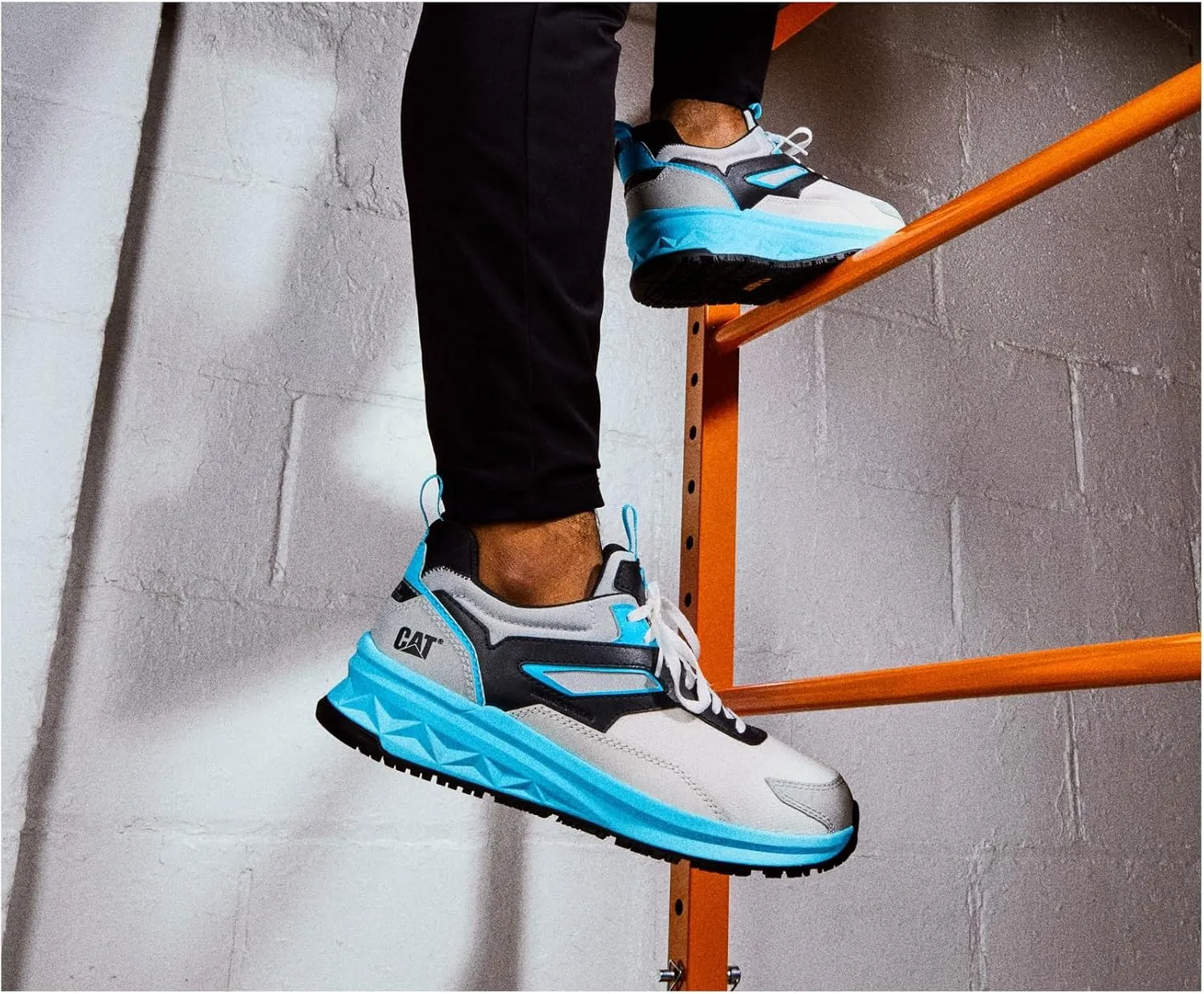 Streamline Runner Carbon Composite Toe Work Shoe