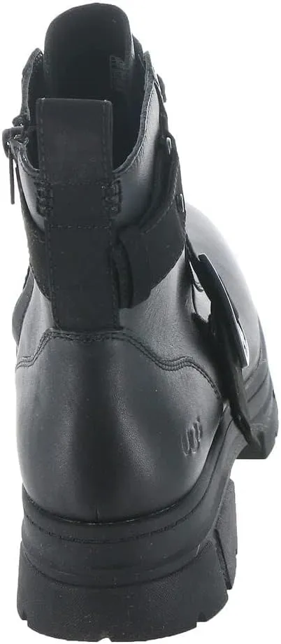 UGG Women's Ashton Lace Up Boot