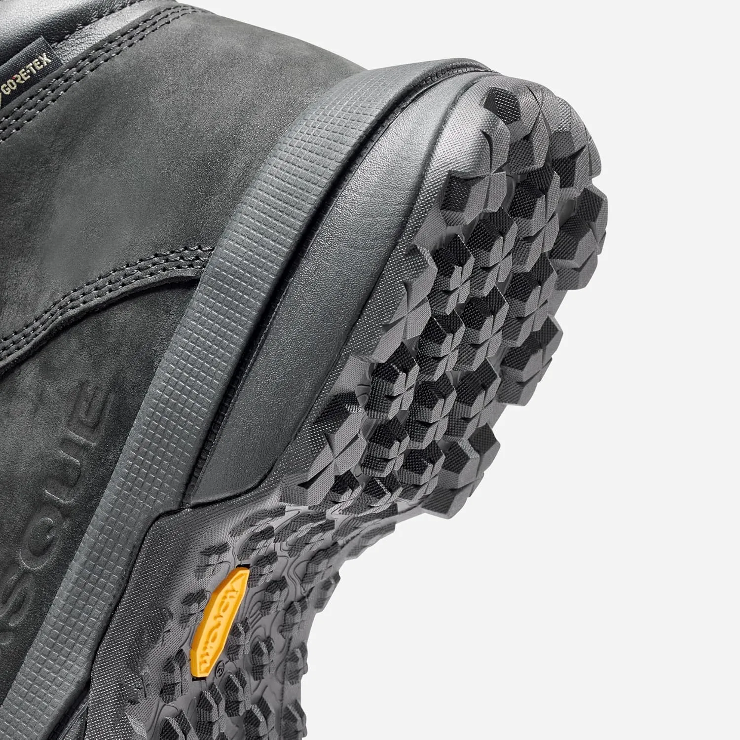 Vasque - Men's St. Elias Waterproof HIking Boot