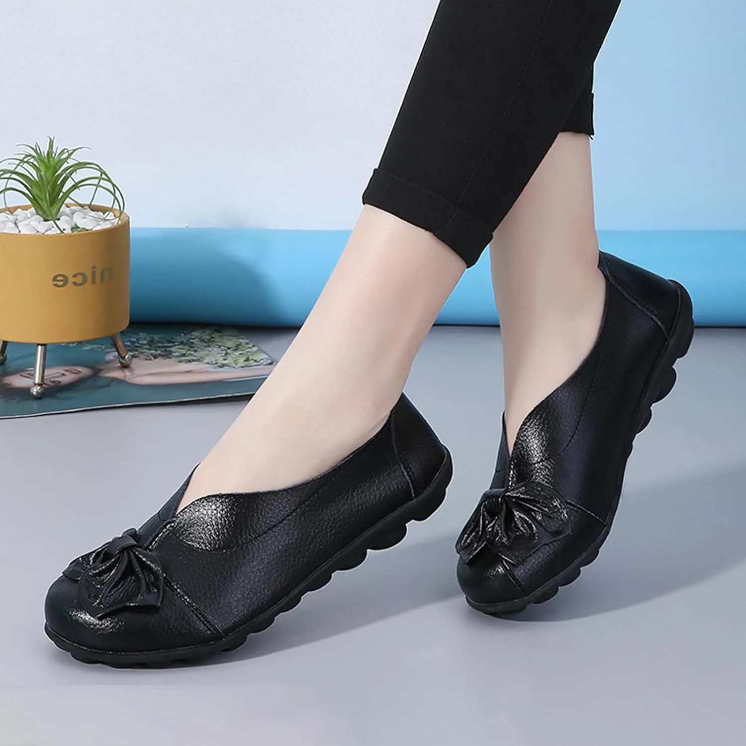 Women's Slip On Leather Loafers,Vintage Cute Handmade Bow Comfy Non-Slip Softsole Walking Casual Moccasins Dress Pumps